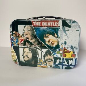 THE BEATLES Lunch Box ANTHOLOGY TIN LUNCH BOX - APPLE CORP LIMITED 2009